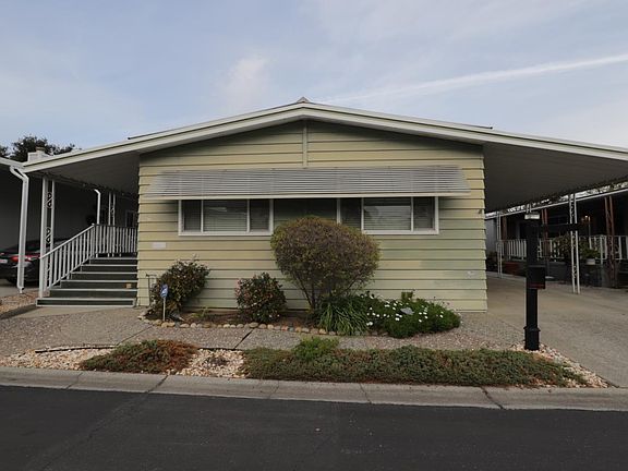 2nd image of 176 Walnut Dr #176