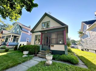 2009 N 10th St, Sheboygan, WI 53081