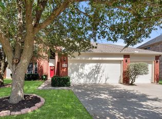 615 Rosarita Rd, Arlington, TX 76002