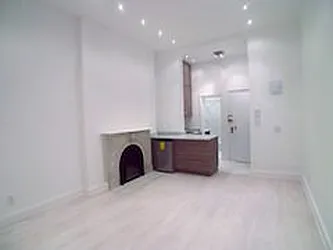 Rented by Aryeh Realty