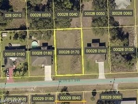 4112 12th St SW, Lehigh Acres, FL 33976