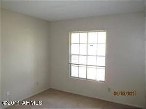 5th image of 8150 N 32nd Ave