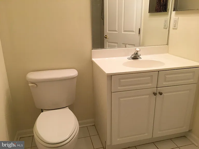52 Kyle Way — Photo 20