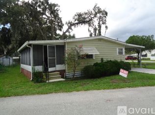 901 Jennifer St, Wildwood, FL 34785