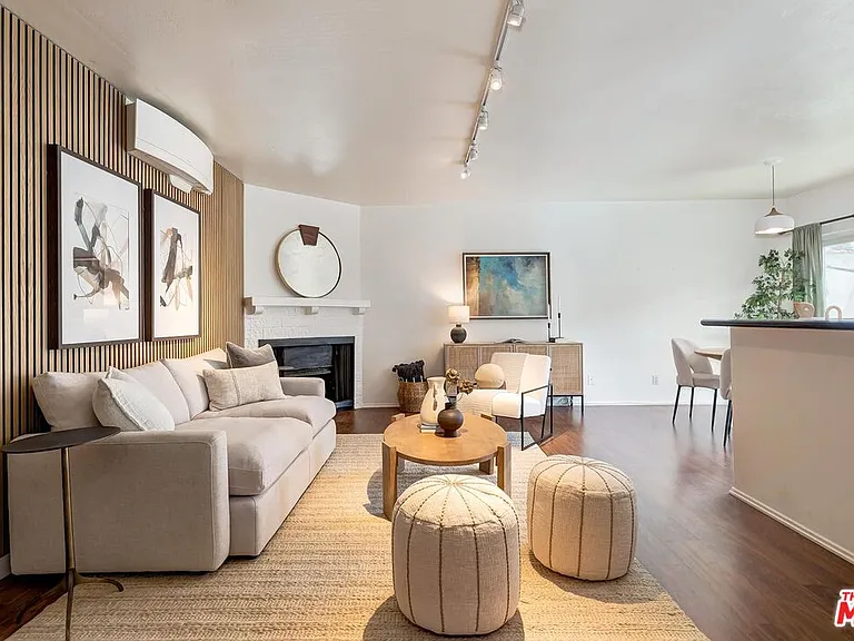 1337 Berkeley St #7 — Photo 3