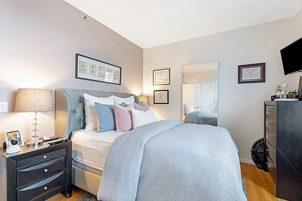 Rented by Compass | media 6