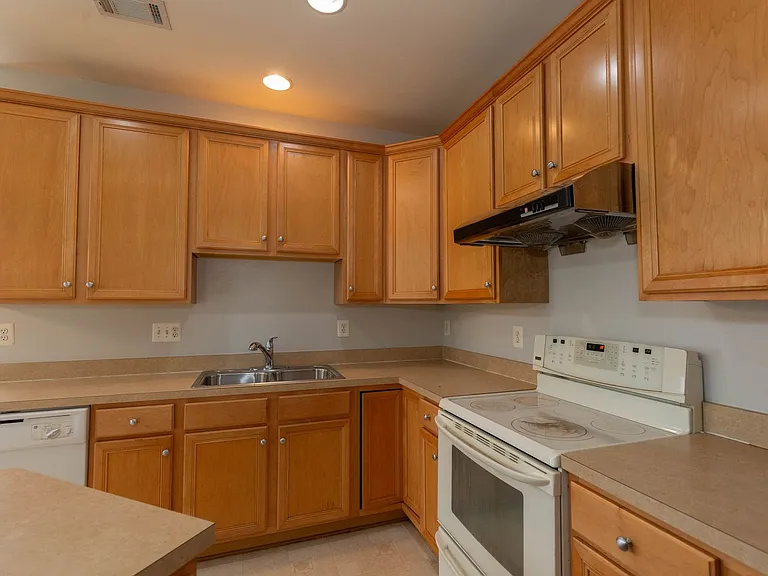 391 Sheerer Dr — Photo 25