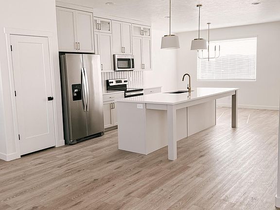 Kitchen and dining view 2