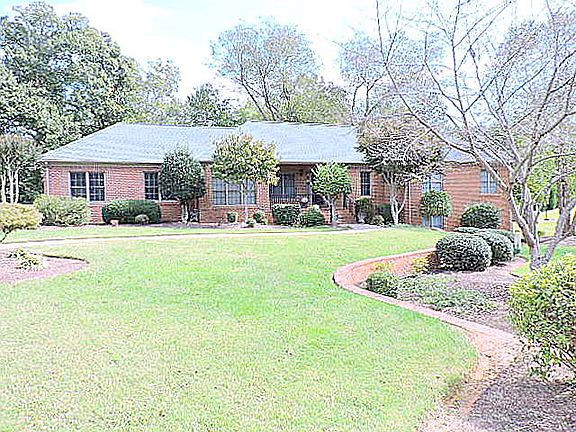 2nd image of 4002 Bridgewood Dr
