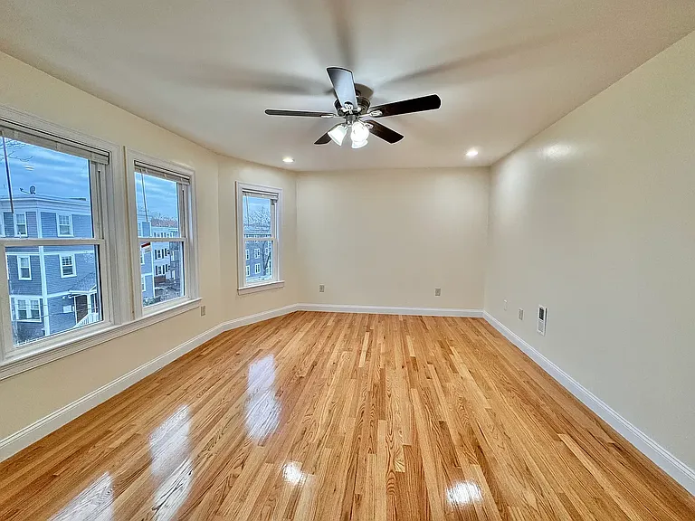 12 Boyd St #3A — Photo 5