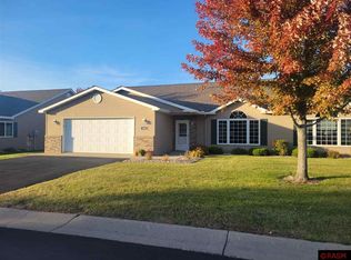 308 Gull Path, Mankato, MN 56001