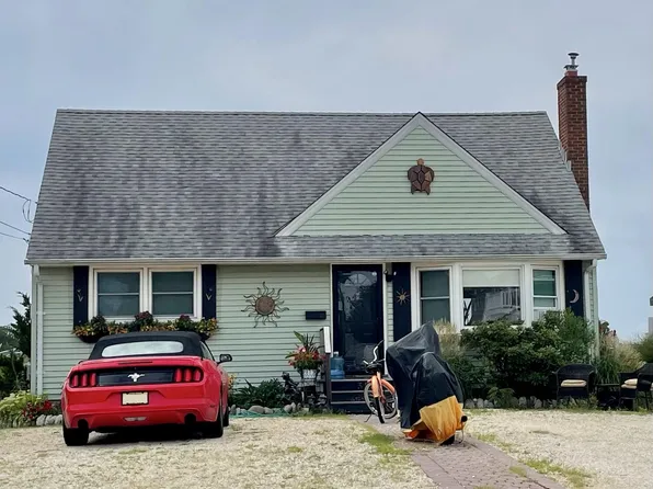 358 N 1st St, Surf City, NJ 08008