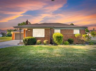 8527 Metropolitan Pkwy, Sterling Heights, MI 48312