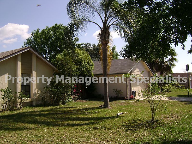 2nd image of 9901 Peddlers Way