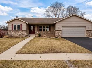 212 Royal Ave, Belvidere, IL 61008