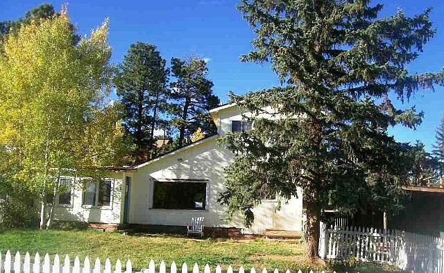 1st image of 512 E Gunnison Ave