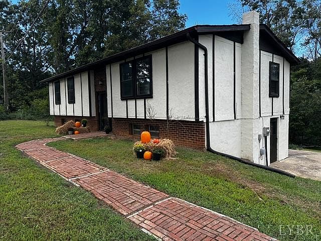 1st image of 2500 Sunnymeade Rd