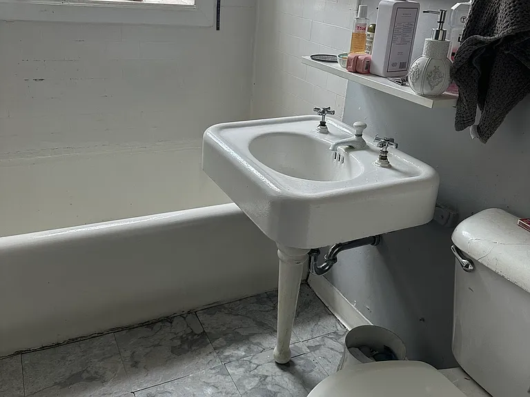 2021 N Humboldt Blvd #2E — Photo 9