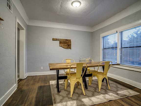4th image of 1628 NW 17th St #1