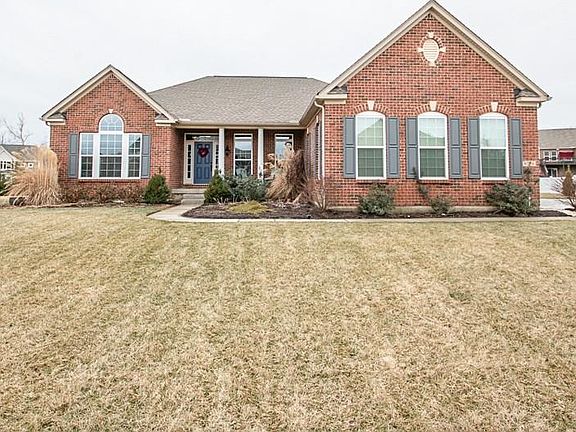3rd image of 8795 Elysee Cir