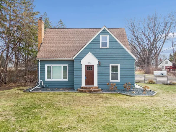 2812 Centerville Rd, Little Canada, MN 55117