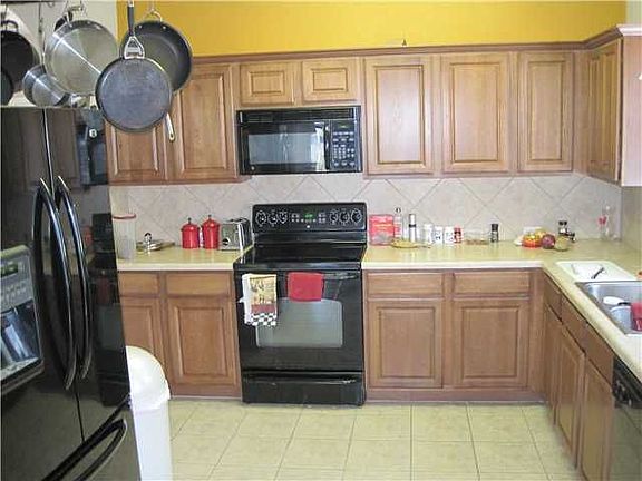 5th image of 227 Gainer Dr