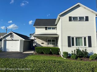 506 Hallstead St, Dickson City, PA 18519