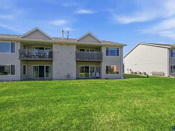 7107 W 56th St APT 18, Sioux Falls, SD 57106