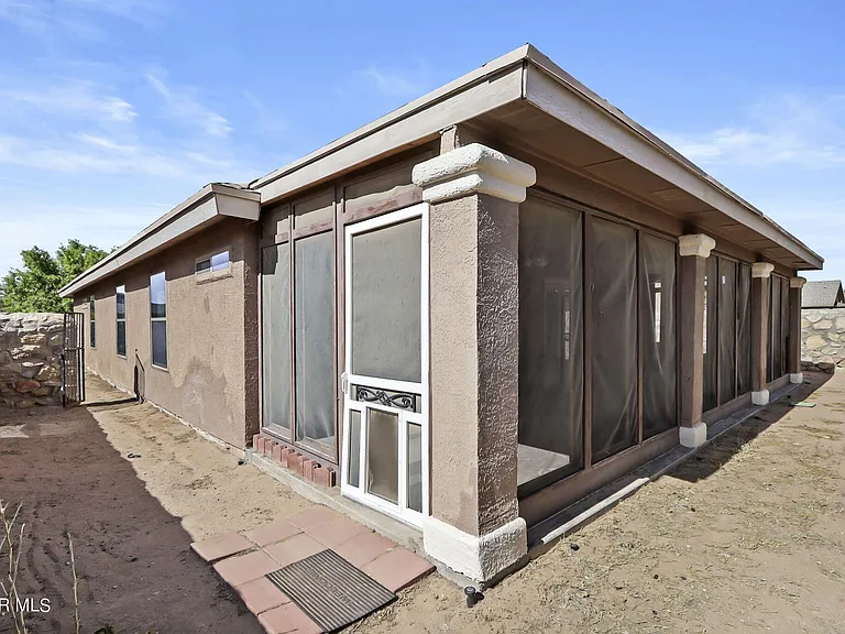 14438 Miguel Terrazas Dr — Photo 35