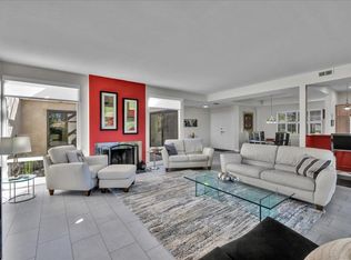 2202 Oakcrest Dr, Palm Springs, CA 92264