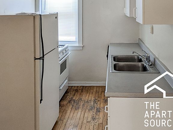 4th image of 1905 W Winnemac Ave APT 1