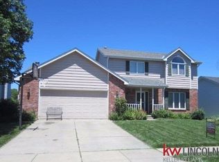 7616 Ali Dr, Lincoln, NE 68507