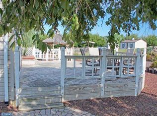 26 Homestead Dr, Leesport, PA 19533