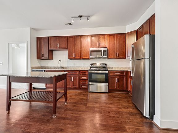Fort Belvoir Open Concept Kitchen - Belvoir Square