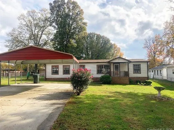 603 Gann St, Lowell, NC 28098