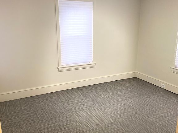 Large bedroom 1st floor