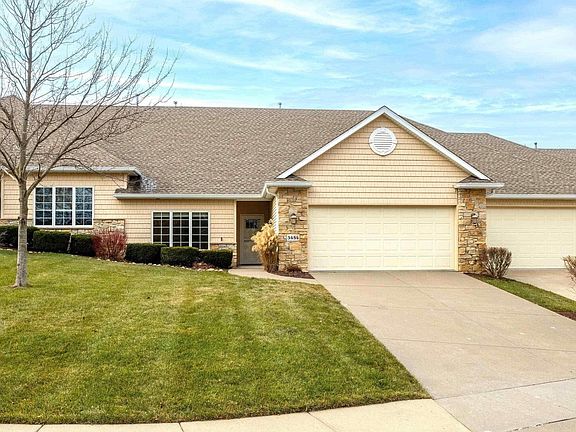 2nd image of 3454 Crowne Pointe Cir