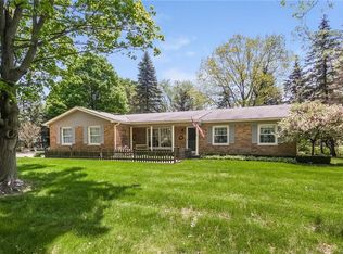 45333 Galway Dr, Northville, MI 48167
