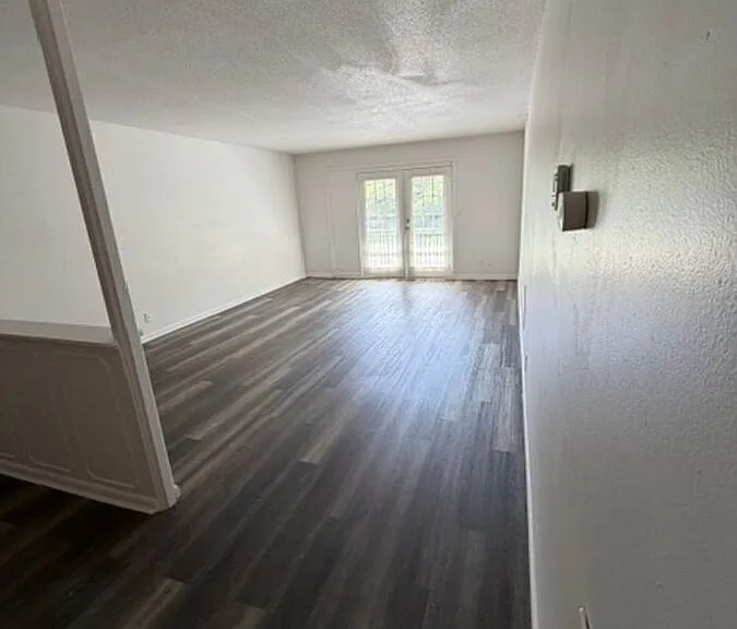 2115 Ottawa St #302C — Photo 16