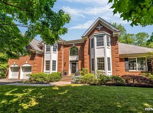 206 Van Buren Dr, Paramus, NJ 07652
