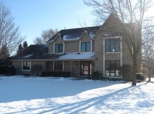 4290 Loughlin Ct S, Brookfield, WI 53005