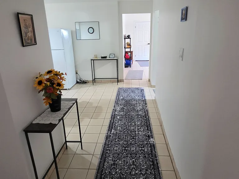 110 Milton St #LOWER LEVEL — Photo 8