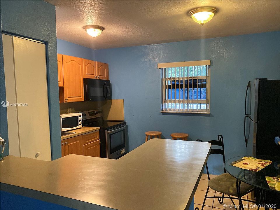 1st image of 5513 NE Miami Pl APT 4