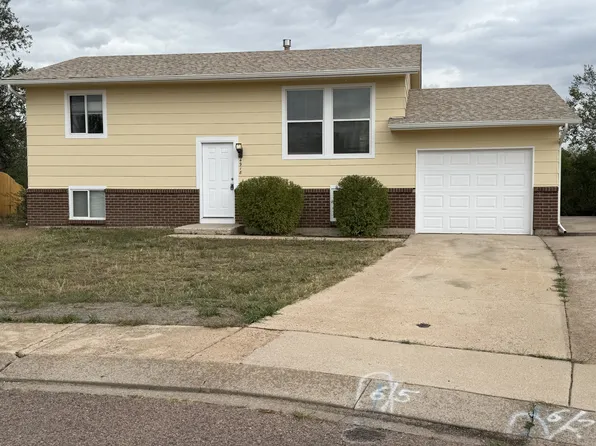 4918 Old Fountain Blvd, Colorado Springs, CO 80916