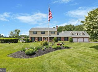 7 Taylor Ln, Doylestown, PA 18902