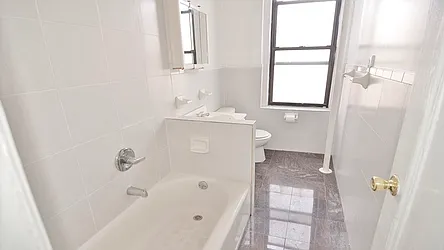 Rented by Park Property Advisors