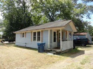 3102 Stone Rd, Kilgore, TX 75662