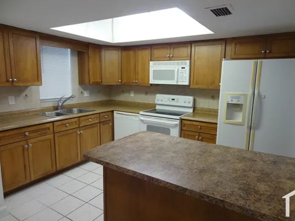 10800 Us Highway 19 N, Pinellas Park, FL 33782