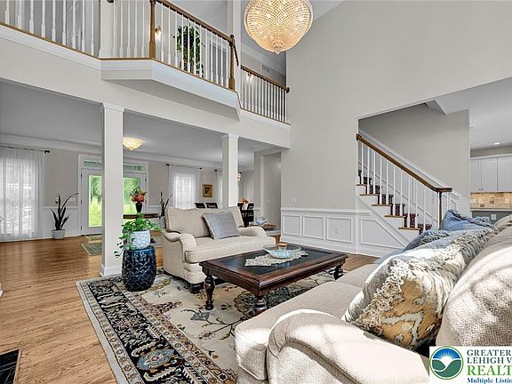 5th image of 2475 Woodland Hills Ct