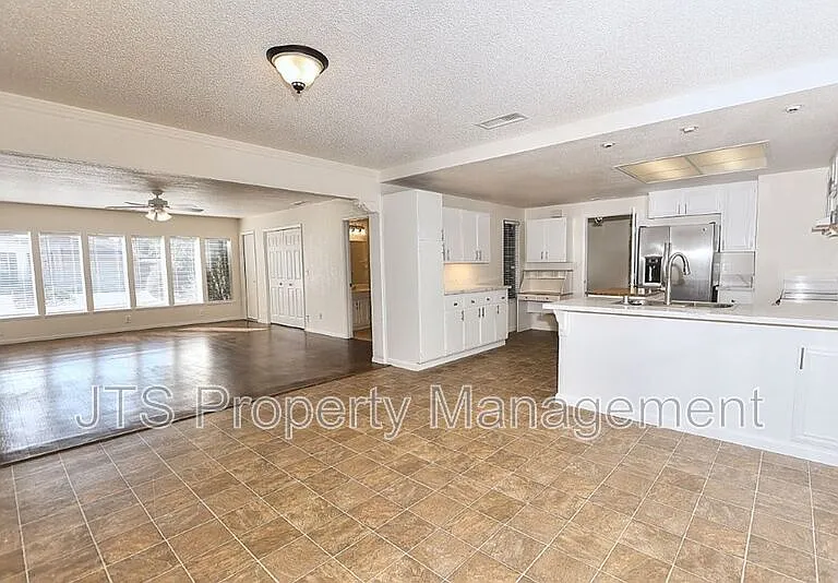 6830 Mellodora Dr — Photo 22